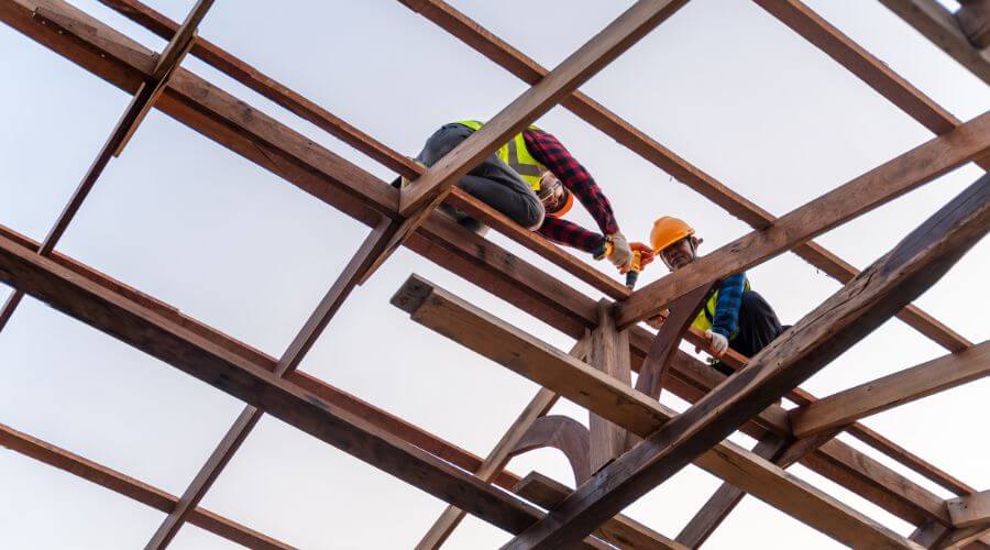 Expert Emergency Roof Repairs services in Tidewater, OR